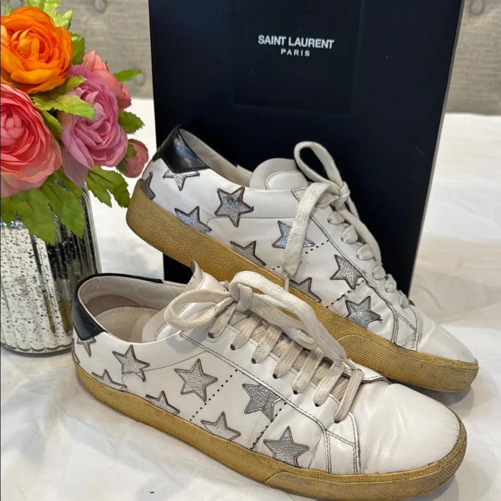 Authentic Saint Laurent Leather Star Sneakers - Picture 3 of 17